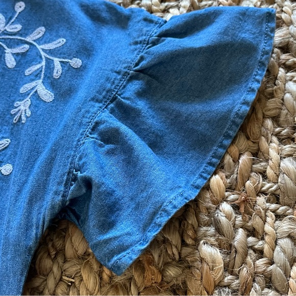Lucky Brand Chambray Dress Denim Blue Embroidered Little Girls Medium - Picture 4 of 14